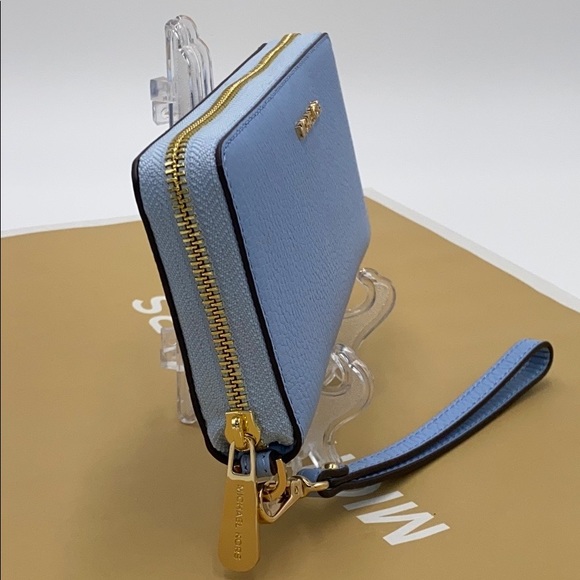 MICHAEL KORS LARGE CONTINENTAL WALLET LIGHT SKY - Picture 8 of 16